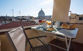 A Refuge With A Terrace Overlooking The Duomo